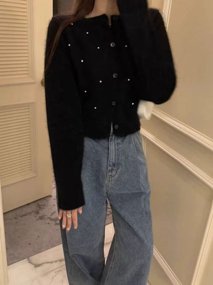 Elegantly Designed Cardigan