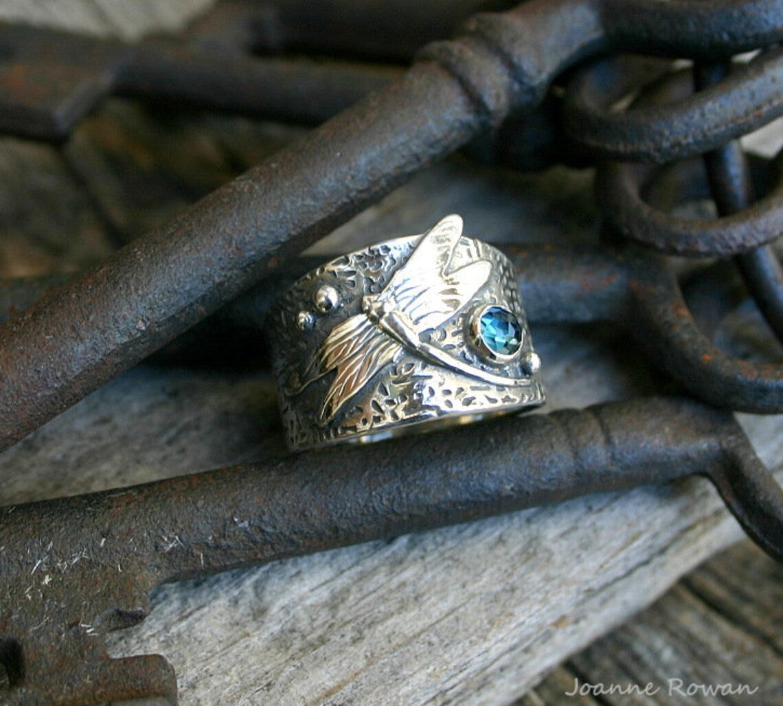 Czarujący Pierścionek na każdą okazję