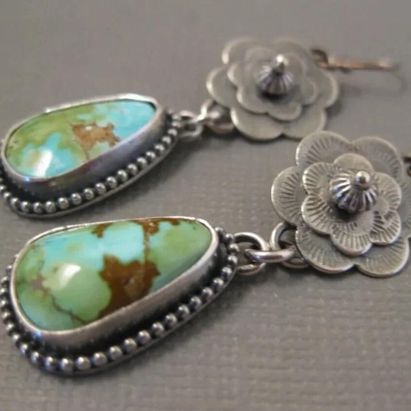 Czarujący Kolczyk na każdą okazję