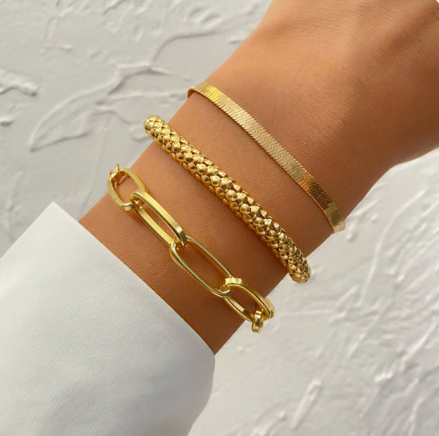 A Must-Have - Czarujący Biżuteria na każdą okazję