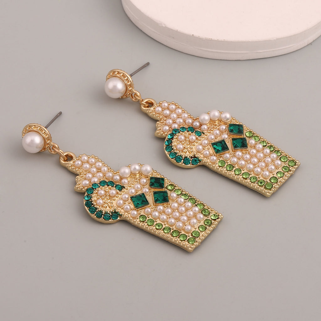 Czarujący Perłowy Kolczyk na każdą okazję