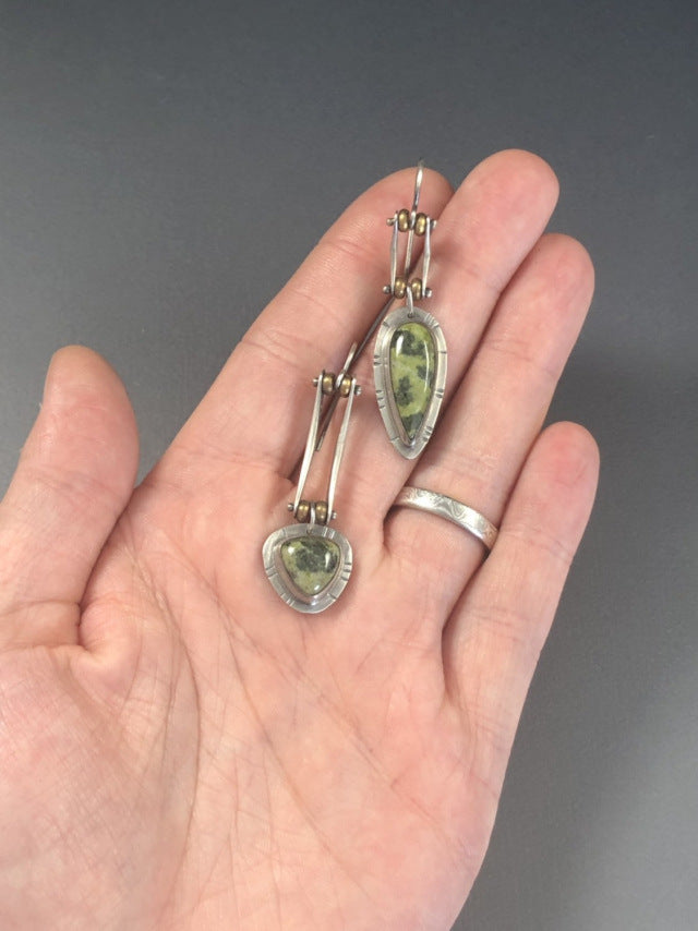 Czarujący Kolczyk na każdą okazję