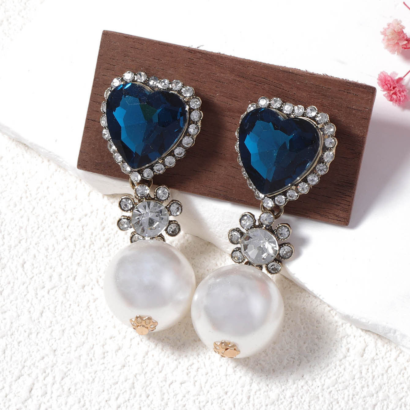 Czarujący Perłowy Kolczyk na każdą okazję