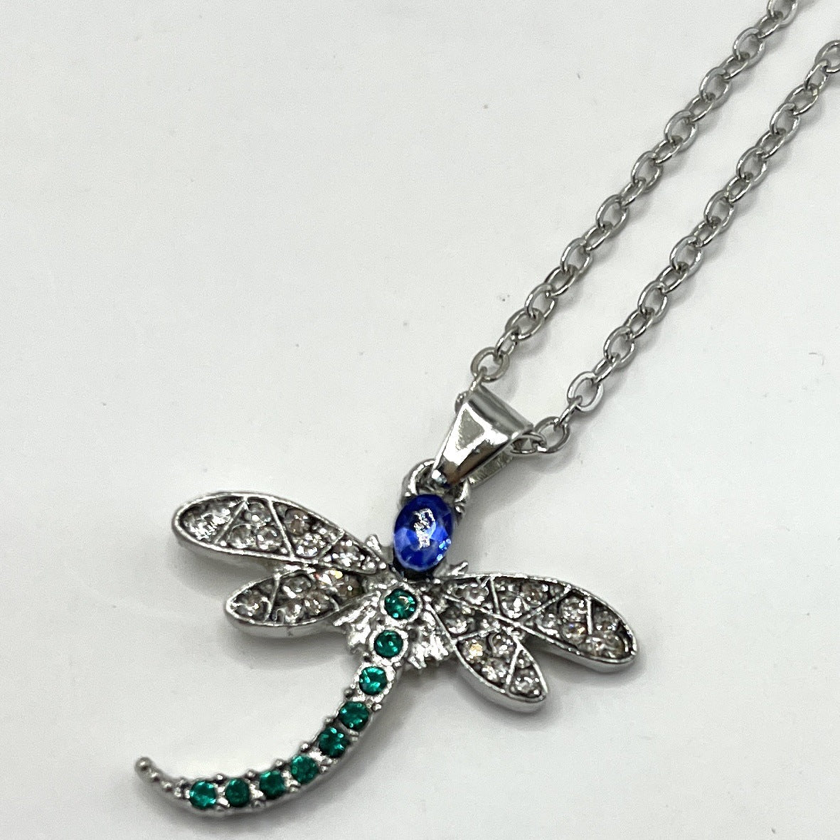 A Must-Have - Klasyczny Naszyjnik z ponadczasowym urokiem