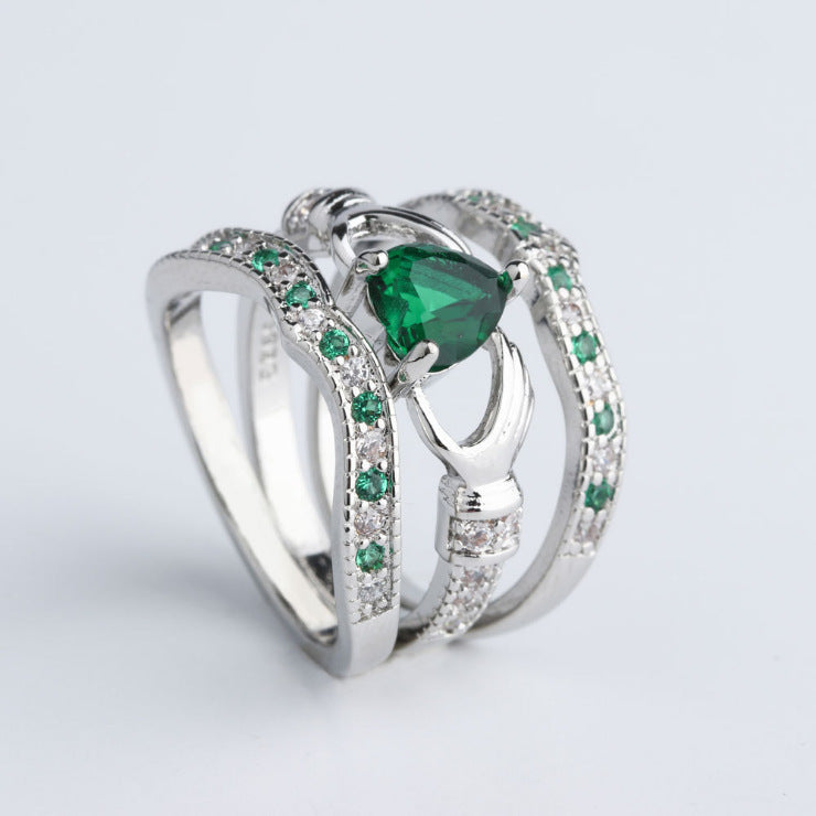 Czarujący Pierścionek na każdą okazję