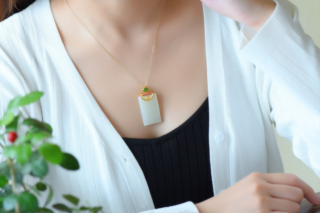 Czarujący Naszyjnik na każdą okazję