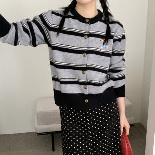 Gracefully Designed Cardigan