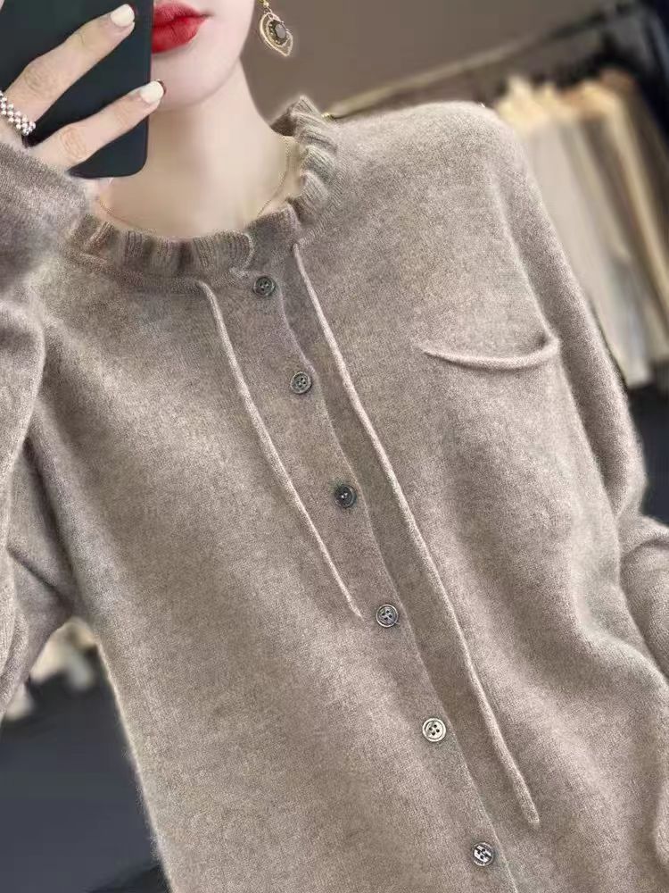 Elegantly Designed Cardigan