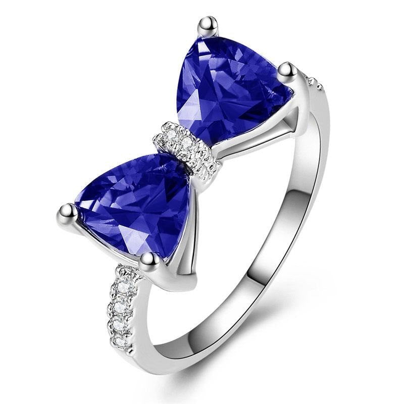 Czarujący Pierścionek na każdą okazję