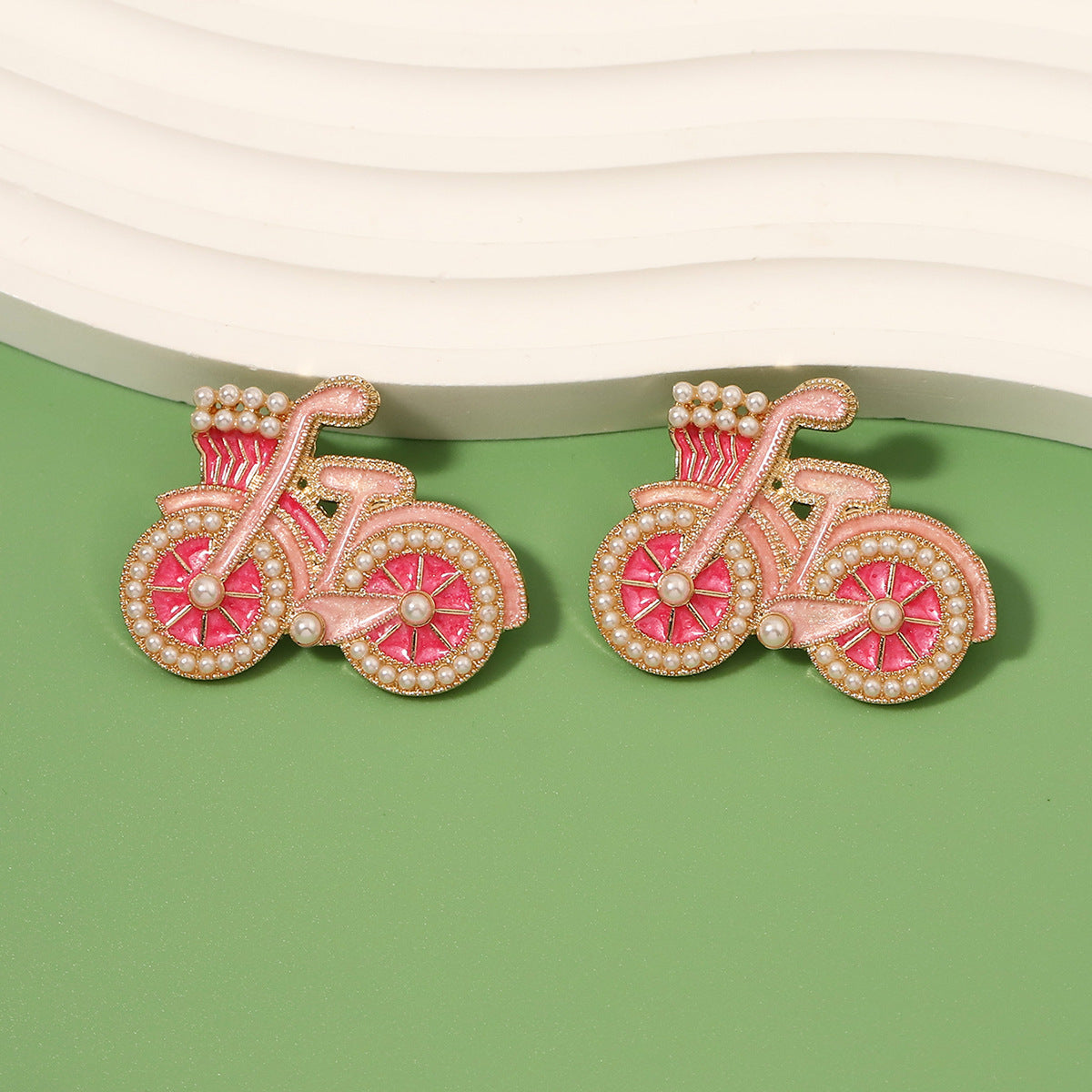 Czarujący Perłowy Kolczyk na każdą okazję