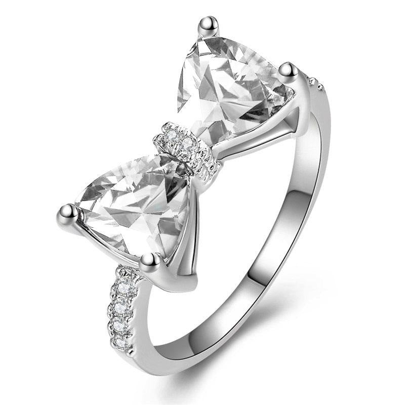 Czarujący Pierścionek na każdą okazję