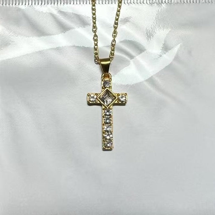 Czarujący Naszyjnik na każdą okazję