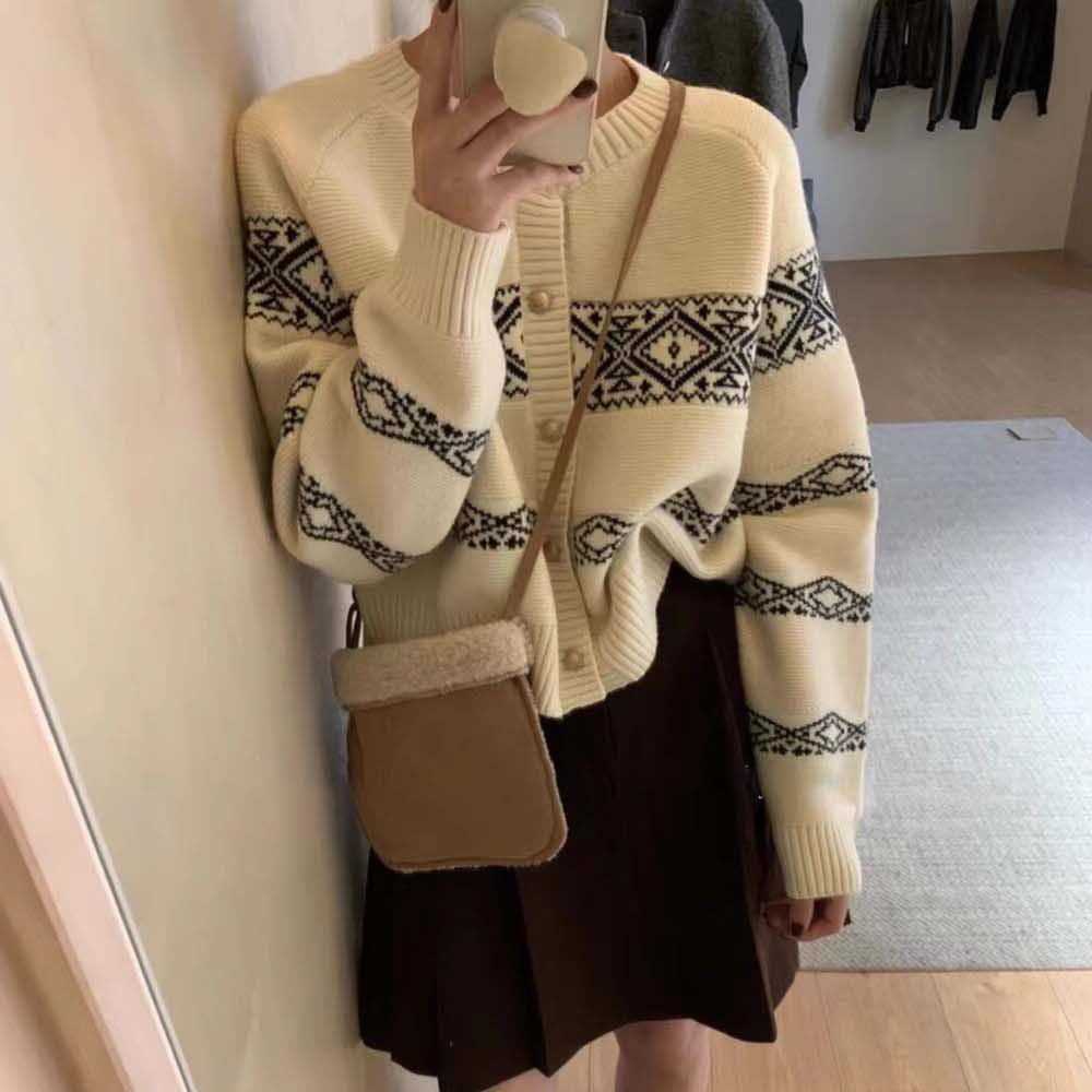 Classic Designed Cardigan