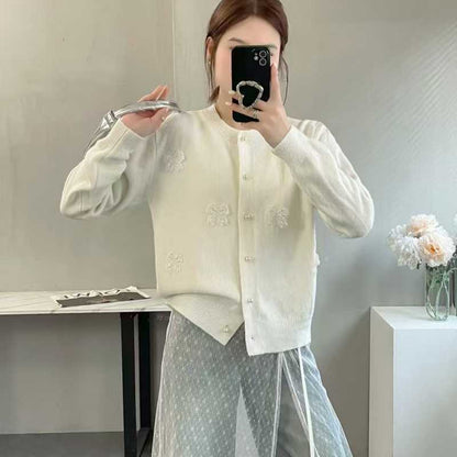 Gracefully Designed Cardigan