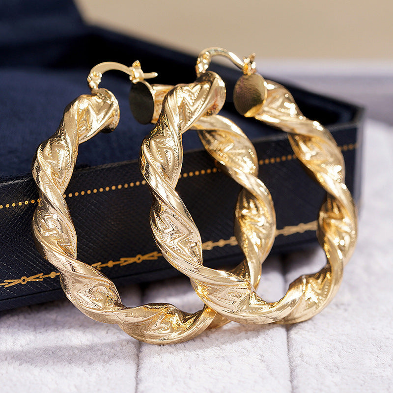 A Must-Have - Romantyczny Kolczyk na wyjątkowe chwile