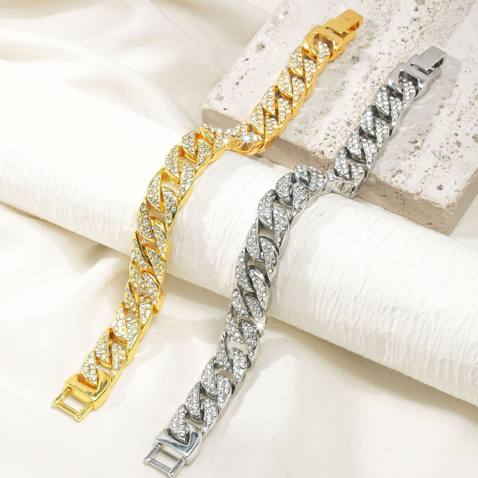 Czarujący Bransoletka na każdą okazję