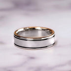 A Must-Have - Delikatny rzemieślniczy Złoty Pierścionek