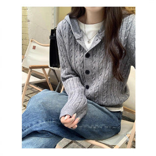 Timeless Vintage Style Cardigan