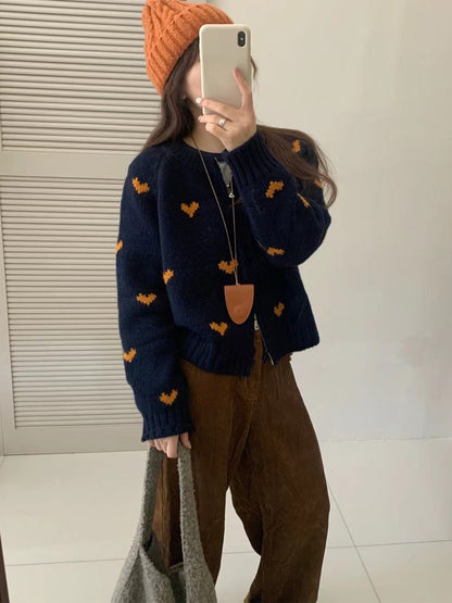 Gracefully Designed Cardigan