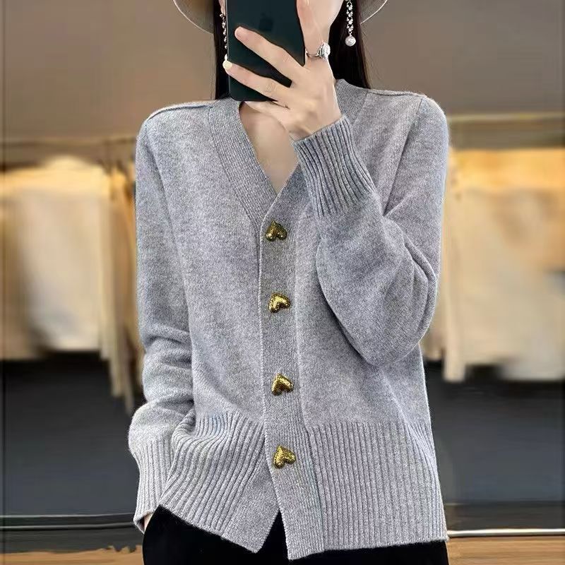 Gracefully Designed Cardigan