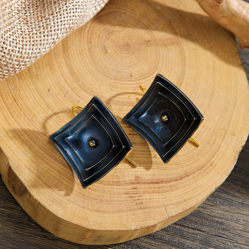 Czarujący Kolczyk na każdą okazję