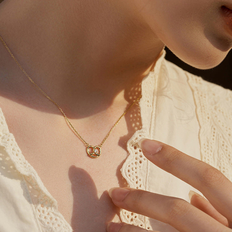 Czarujący Naszyjnik na każdą okazję