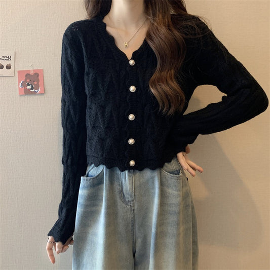 Gracefully Designed Cardigan