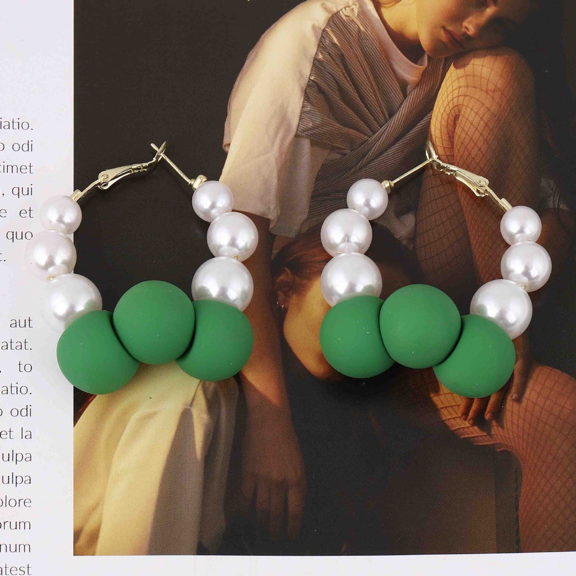 Czarujący Perłowy Kolczyk na każdą okazję