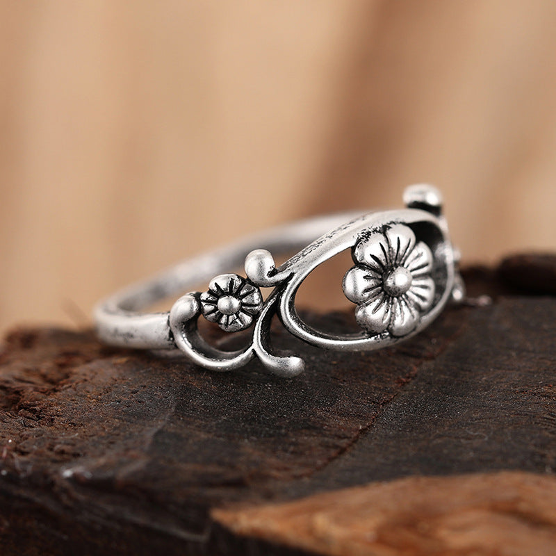 Czarujący Pierścionek na każdą okazję