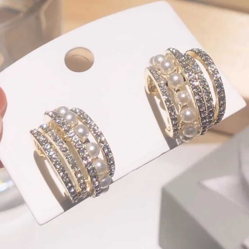 Czarujący Kolczyk na każdą okazję