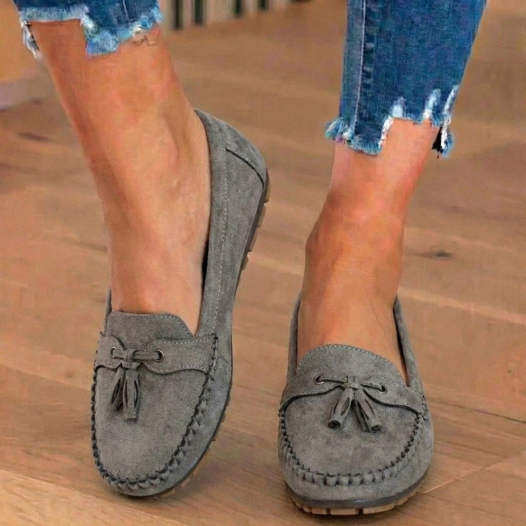 Graceful Orthopedic Loafers for Modern Look