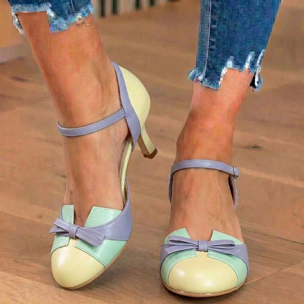 Chic Orthopedic Sandals with Unique Design