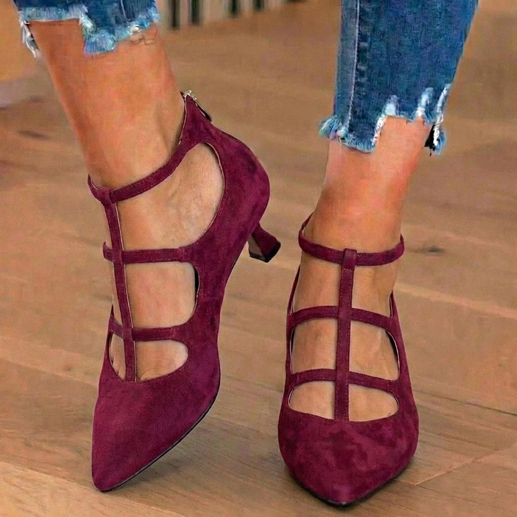 Graceful Orthopedic Sandals for Modern Look