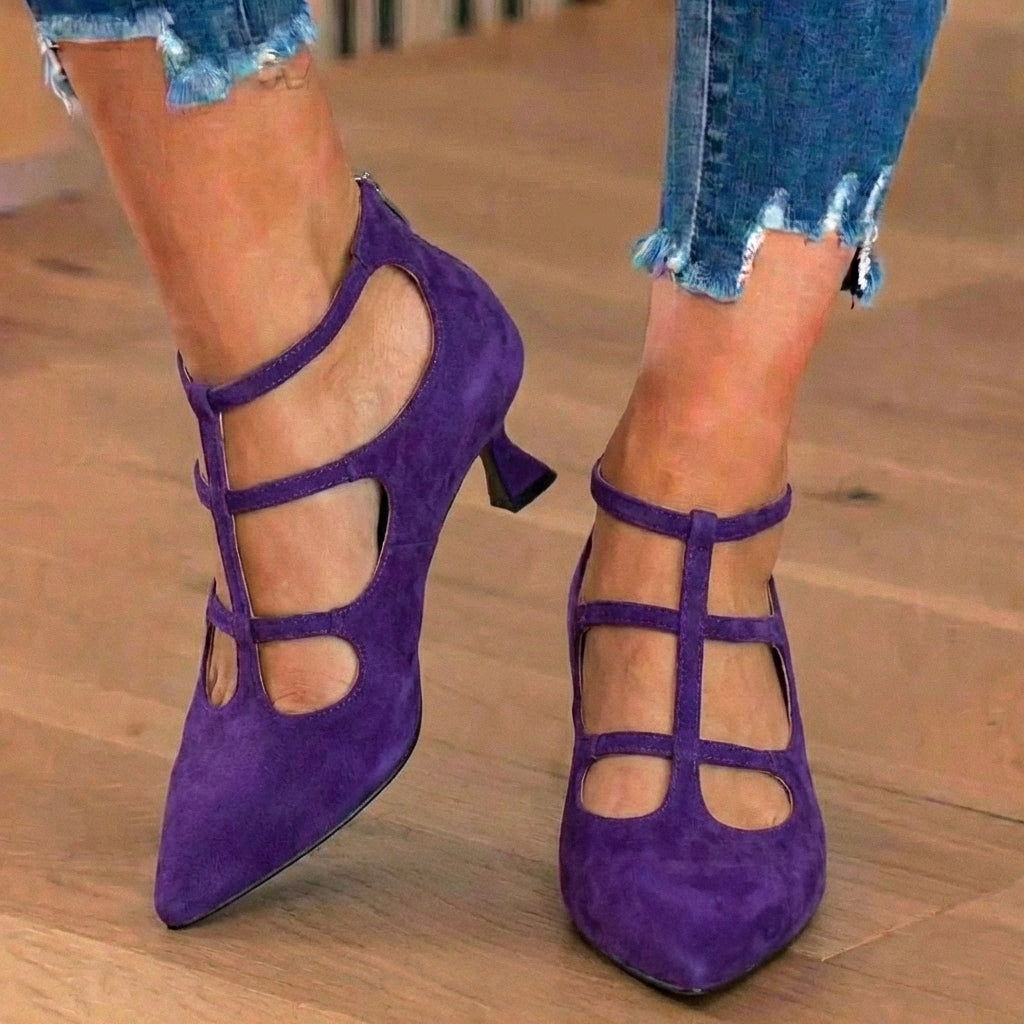 Graceful Orthopedic Sandals for Modern Look